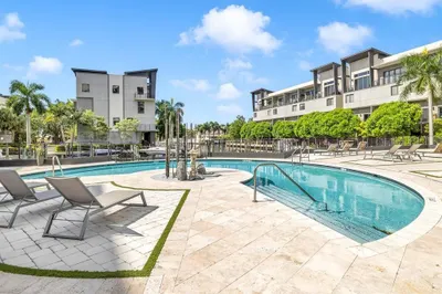 462 SE 1st Circle 1