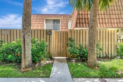 806 Blue Ridge Circle 1