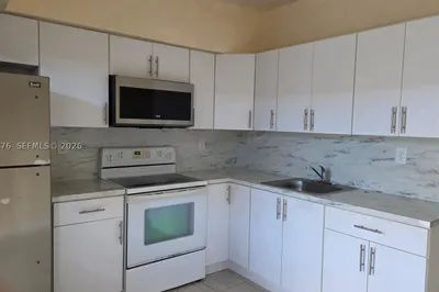 1000 NW 23rd Ave #1 1