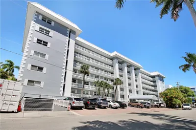 3101 NE 47th Court #406 1