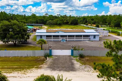 839 Perimeter Rd 1