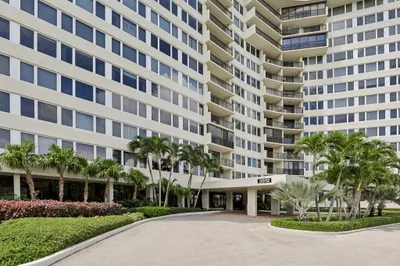3912 S Ocean Boulevard #704 1