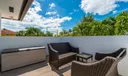 452 Hampton Ln Photo