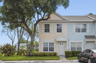 16631 Hemingway Dr 1