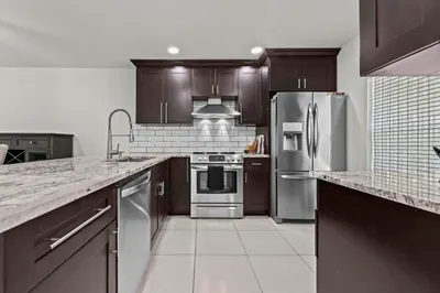 647 Marlboro Oval 1