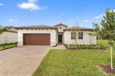2720 SE 23 Ave #2720