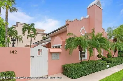 142 Peruvian Avenue #102 1
