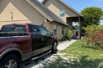 1801 Gardenia Rd 1