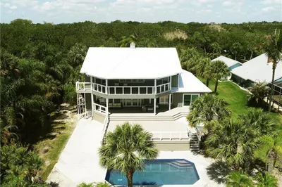 114 N Sewalls Point Road 1