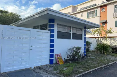 1019 NE 17th Ter #1 1
