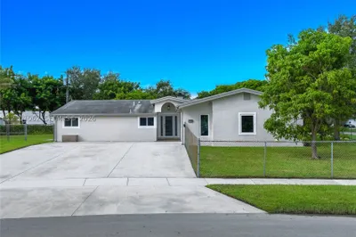 10198 SW 203rd Ter 1