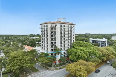 2701 SW 3rd Ave #303 1