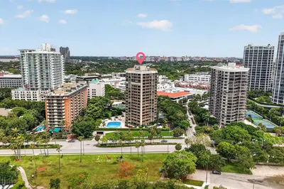 2901 S Bayshore Dr #4A 1