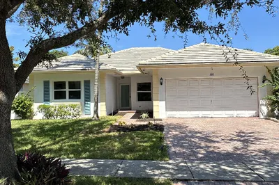 300 NW 17th Avenue 1
