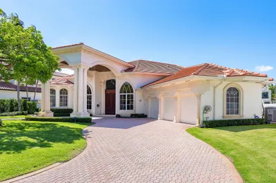 159 W Coconut Palm Road 1