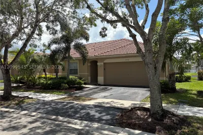 1876 Andromeda Ln #1876 1