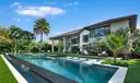 110 Holiday Dr Photo