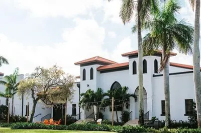 430 Center Street 1