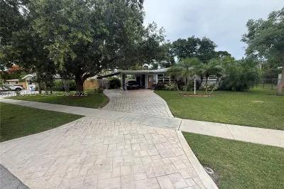 1232 SW 1st Ave 1
