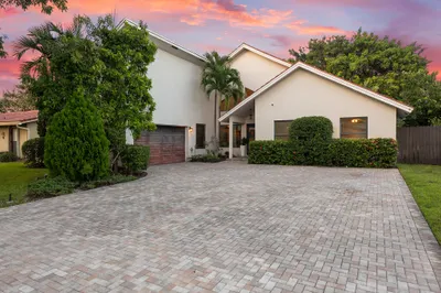 875 NW 83rd Drive 1