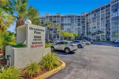 1000 Parkview Dr #803 1