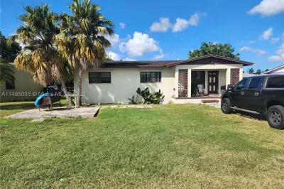 224 NW 14th St 1