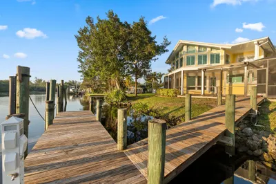 611 SW Timber Trail