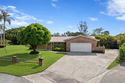 9601 NW 36th Manor 1