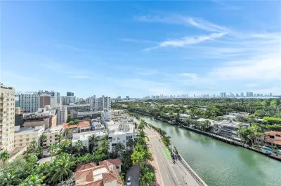 3200 Collins Ave #12-8 1