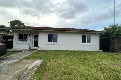 5637 SW 36th Ct 1