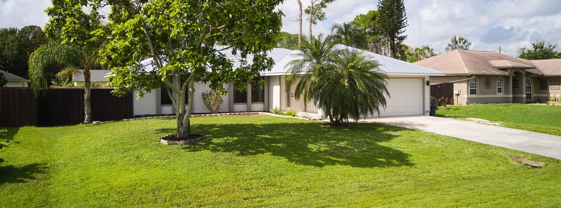 Just Listed | 672 SW Ewing Avenue