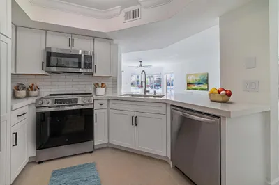 815 W Boynton Beach Boulevard #12-106 1