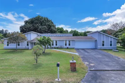 14100 SW 27th Ct 1