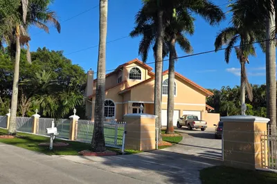 11650 NW 17th Ct 1