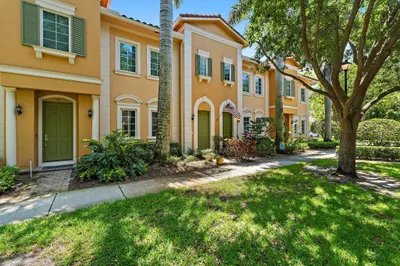 109 Glencullen Circle 1
