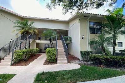 1601 Windorah Way #G 1