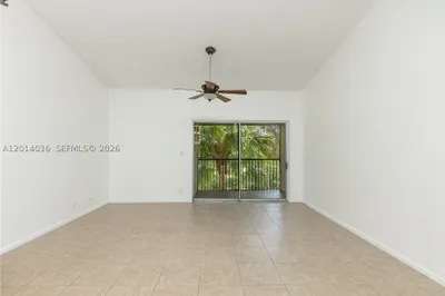 717 Gardens Dr #201 1