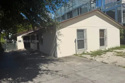 3312 NW 5th Ave 1