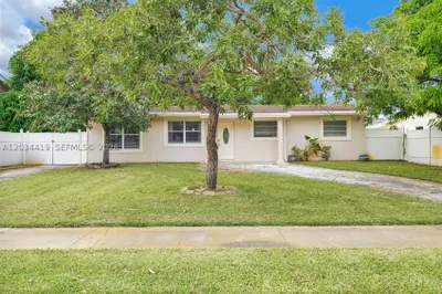 4431 NW 36th Ct 1