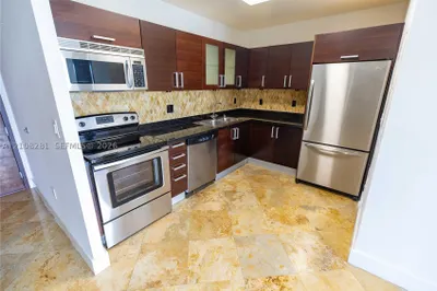 3250 Grand Ave #404 1