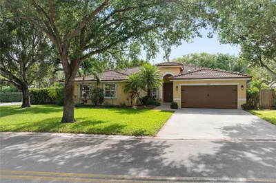 4247 NW 42nd Ter 1