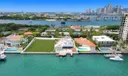 851 N Venetian Dr Photo