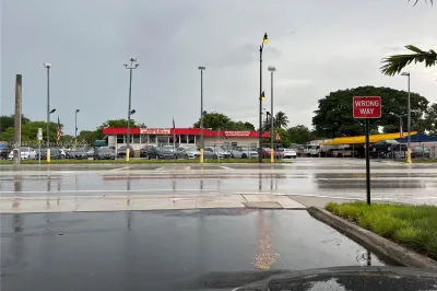 2200 N Federal Hwy 1