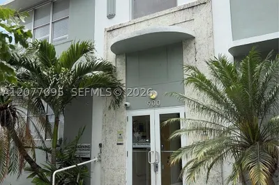 900 Jefferson Ave #2 1