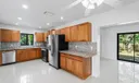 899 NW 7th Street Photo