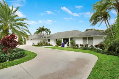 346 Country Club Drive 1