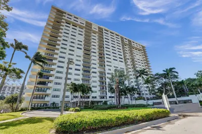 3200 Port Royale Dr N #905 1