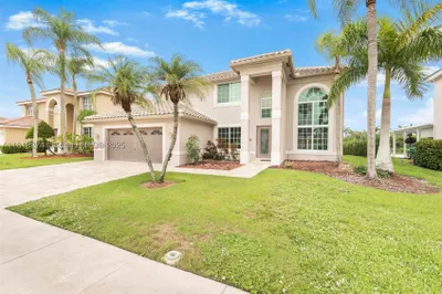 2256 SW 183rd Ter 1
