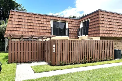 11860 SW 9th Mnr 1