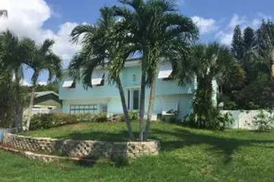 5271 SE Nassau Terrace 1